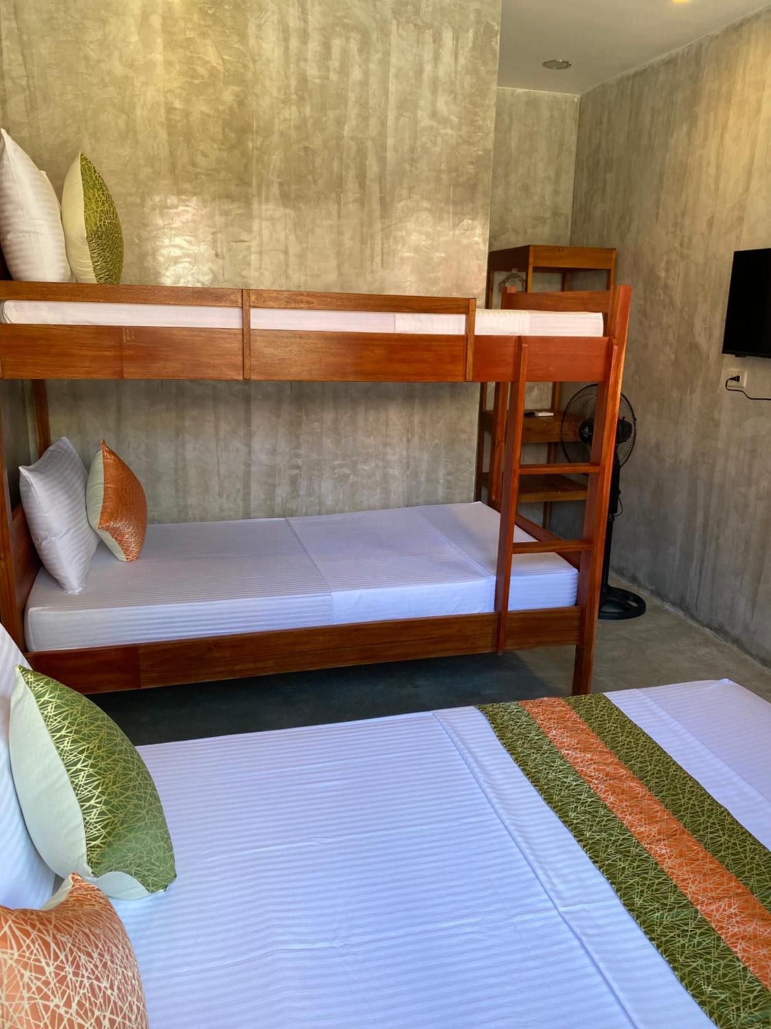Rl Harbor Inn Annex إل نيدو المظهر الخارجي الصورة